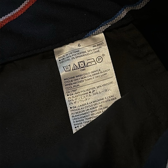 NWT Banana Republic 5” High Rise Navy Stripe Chino Dressy Shorts w/ Belt Size 6 - Picture 5 of 9